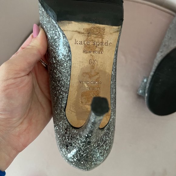 kate spade Krysta silver pewter metallic bow heels pumps shoes size 6.5 - Picture 8 of 15